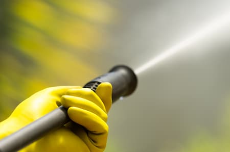 7 Benefits of Pressure Washing Your Wesley Chapel Home Or Business